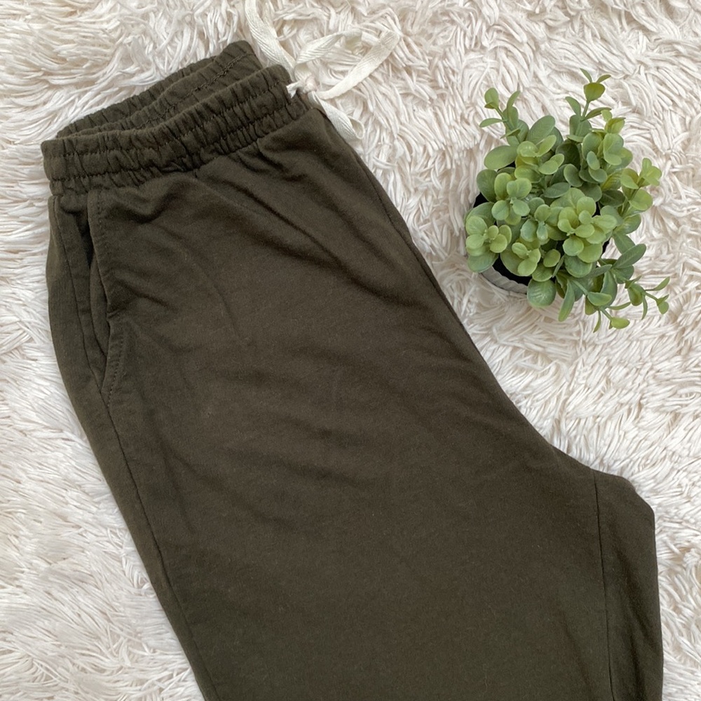 Zenana Drawstring Joggers ๐ Dark Olive - Picture 5 of 10